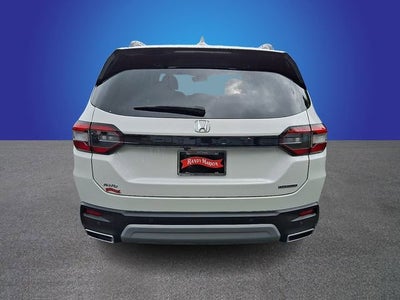 2025 Honda Pilot Touring