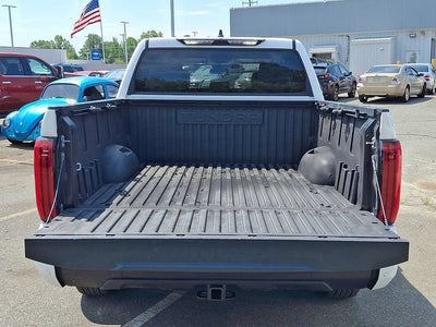 2024 Toyota Tundra 4WD SR5