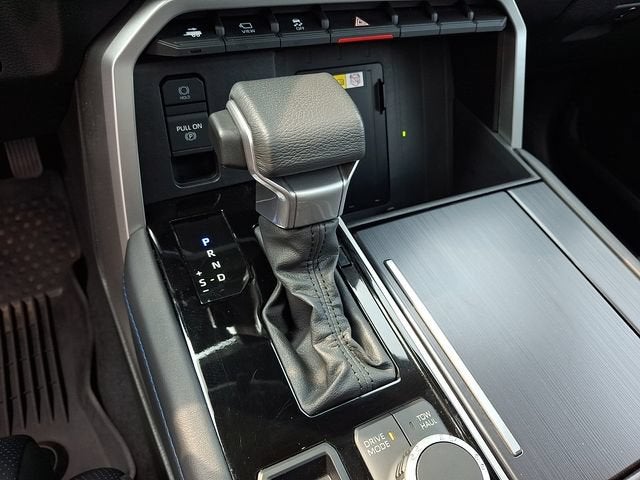 2023 Toyota Tundra 4WD Platinum Hybrid