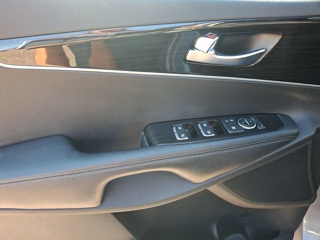 2020 Kia Sorento LX V6