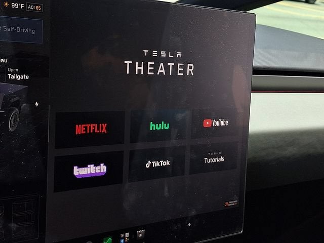 2025 Tesla Cybertruck 4DR AWD