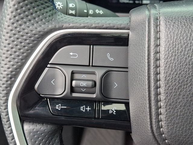 2025 Toyota Sequoia SR5