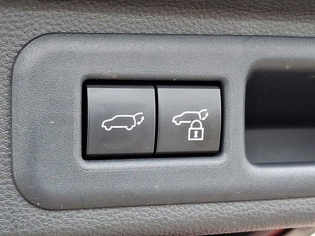 2025 Toyota Sequoia SR5