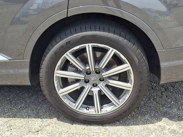 2019 Audi Q7 Premium Plus