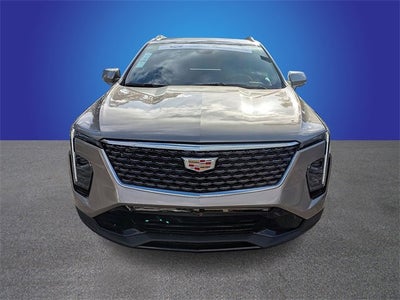 2025 Cadillac XT4 Premium Luxury