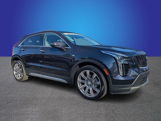 2023 Cadillac XT4 Premium Luxury