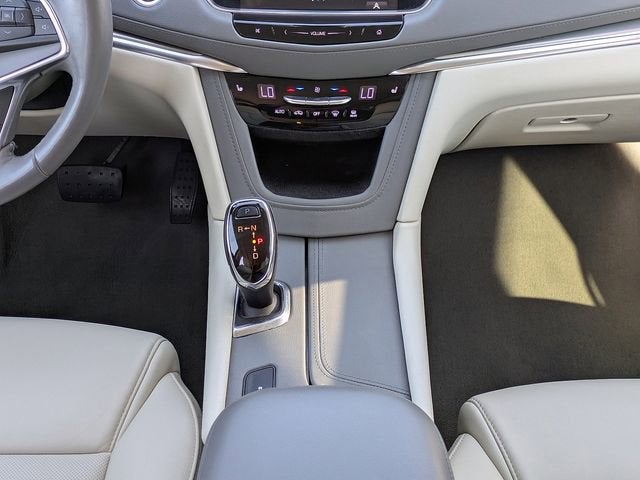 2018 Cadillac XT5 Luxury FWD