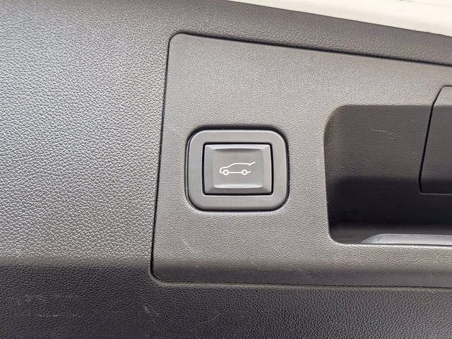 2018 Cadillac XT5 Luxury FWD