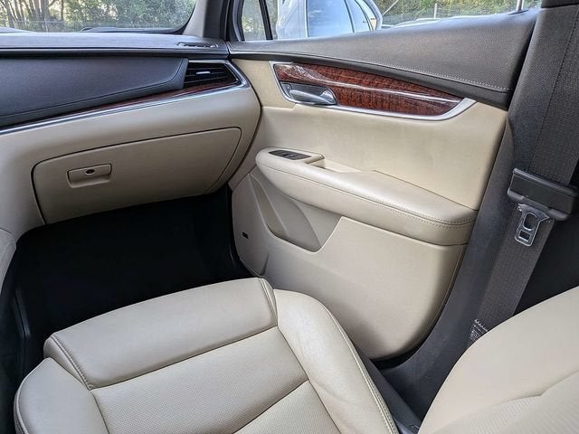 2018 Cadillac XT5 Luxury FWD
