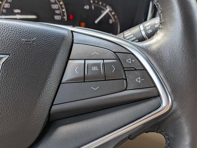 2018 Cadillac XT5 Luxury FWD