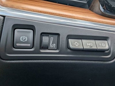 2017 Cadillac XT5 Platinum AWD