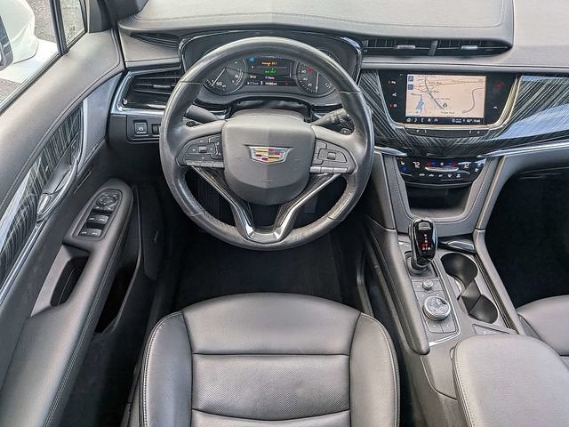2023 Cadillac XT6 FWD Premium Luxury