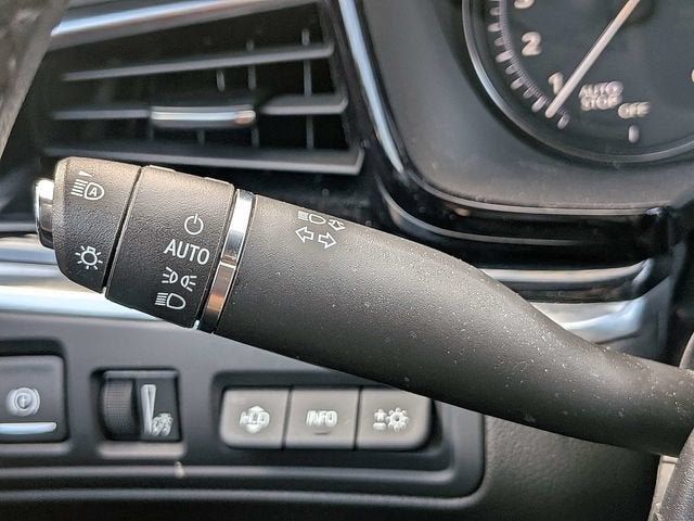 2023 Cadillac XT6 FWD Premium Luxury
