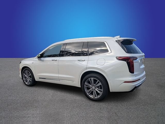 2023 Cadillac XT6 FWD Premium Luxury