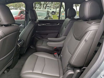 2024 Cadillac XT6 Premium Luxury