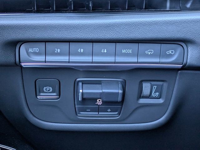 2025 Cadillac Escalade Sport