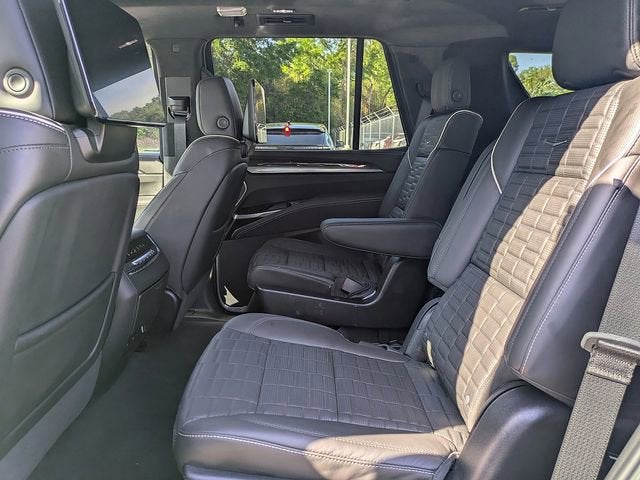 2025 Cadillac Escalade Sport Platinum