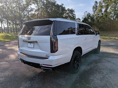2025 Cadillac Escalade ESV Premium Luxury