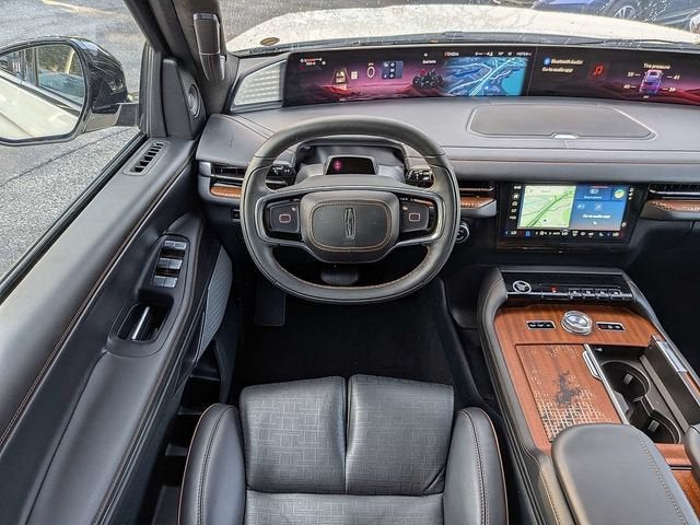 2025 Lincoln Navigator L Black Label