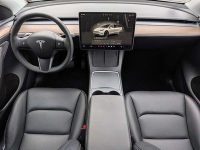 2024 Tesla Model Y Long Range