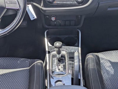 2017 Mitsubishi Outlander ES