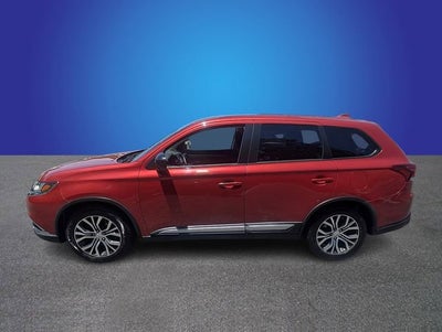2017 Mitsubishi Outlander ES