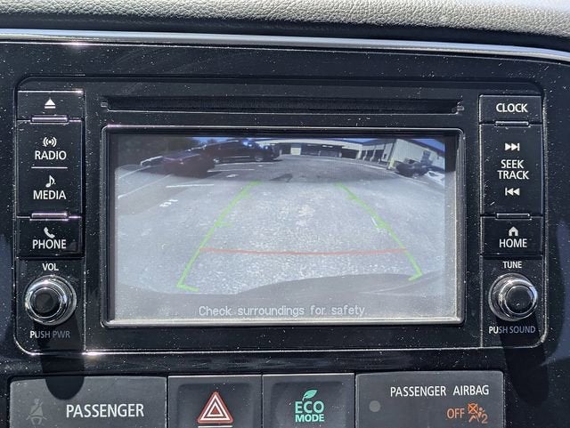 2017 Mitsubishi Outlander ES