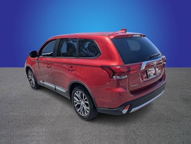 2017 Mitsubishi Outlander ES