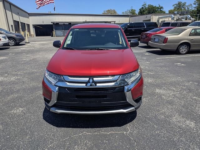 2017 Mitsubishi Outlander ES