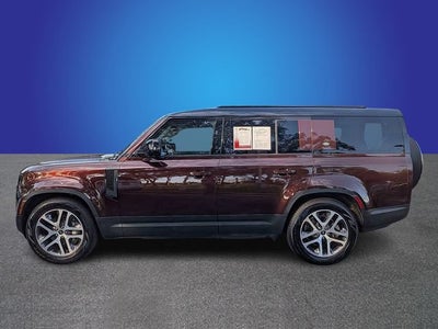 2023 Land Rover Defender SE