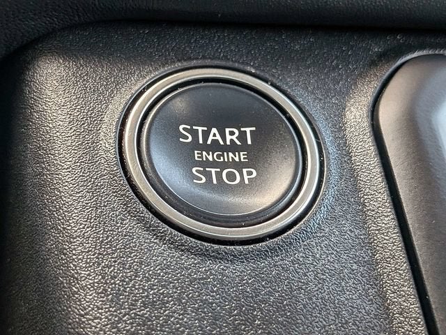 2023 Land Rover Defender SE