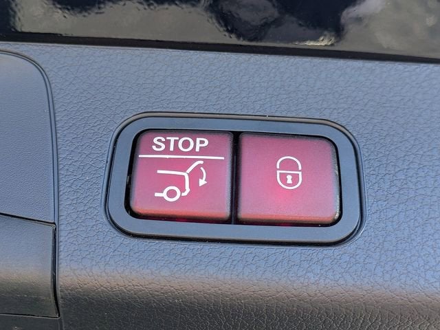 2025 Mercedes-Benz GLB GLB 250