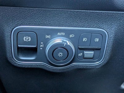 2025 Mercedes-Benz GLB GLB 250