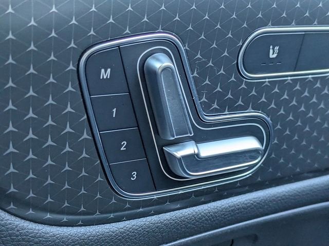 2025 Mercedes-Benz GLB GLB 250