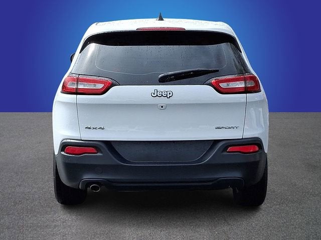 2015 Jeep Cherokee Sport