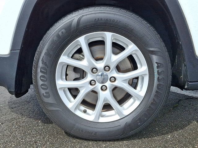 2015 Jeep Cherokee Sport