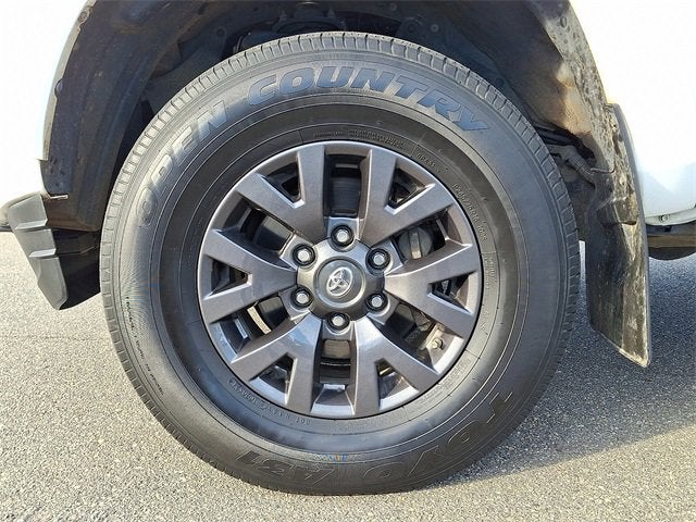 2020 Toyota Tacoma 2WD SR5