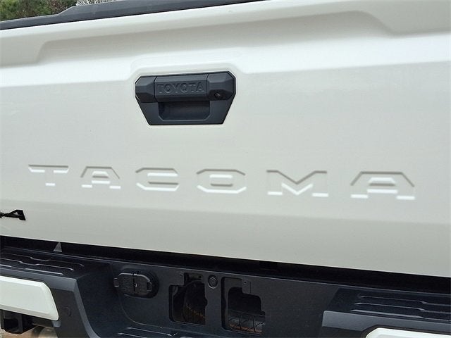 2024 Toyota Tacoma 4WD SR5
