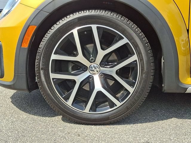 2016 Volkswagen Beetle 1.8T Dune
