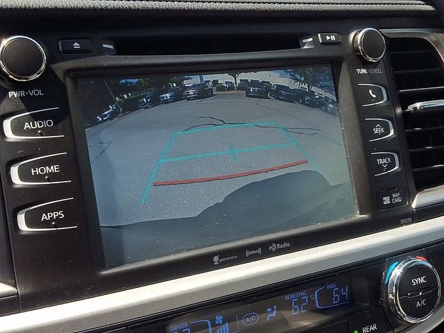 2018 Toyota Highlander SE