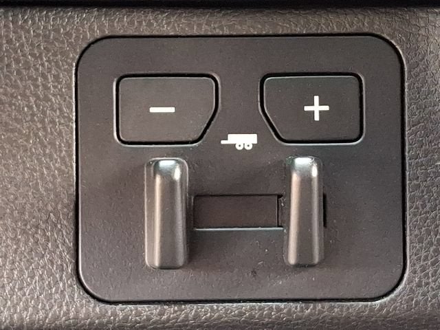 2023 Toyota Tundra 4WD SR5