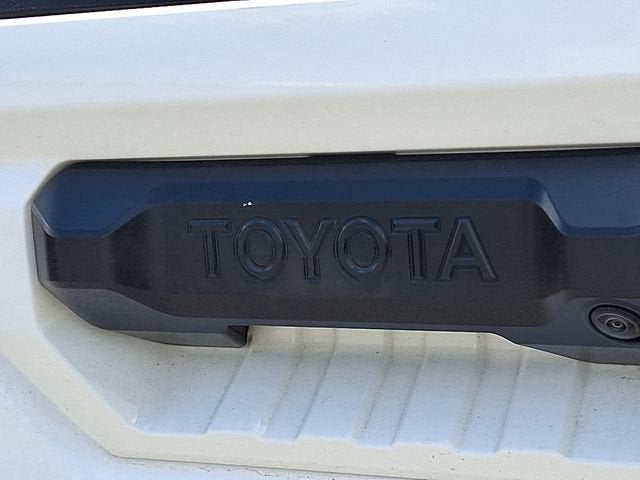 2023 Toyota Tundra 4WD SR5