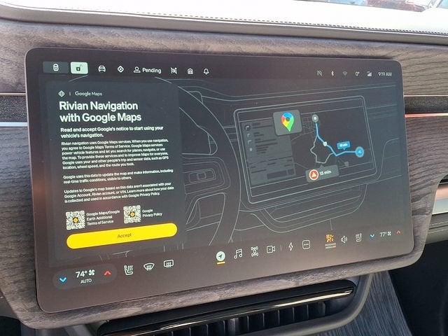 2025 RIVIAN R1S Adventure