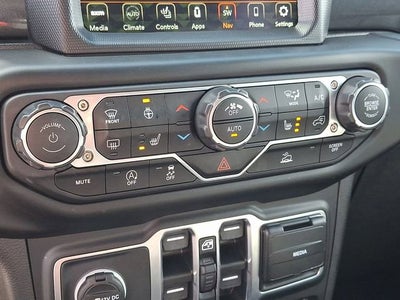 2023 Jeep Wrangler 4-Door Sahara Altitude 4x4