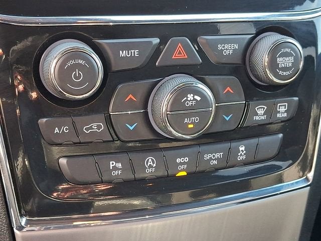 2021 Jeep Grand Cherokee Laredo X 4x2