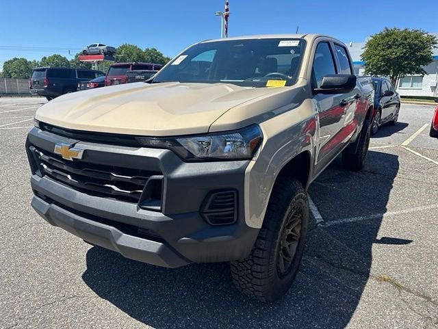 2024 Chevrolet Colorado WT