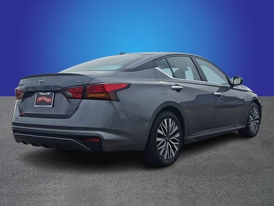 2024 Nissan Altima SV FWD
