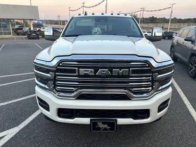 2025 RAM 3500 Laramie Crew Cab 4x4 8' Box