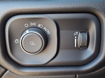 2024 RAM 2500 Tradesman Regular Cab 4x4 8' Box