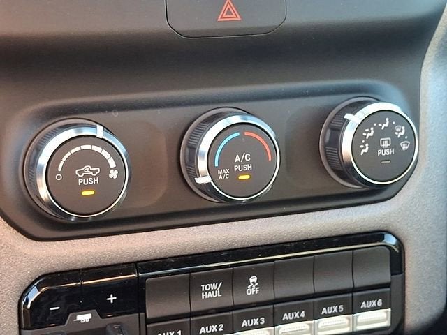 2024 RAM 2500 Tradesman Regular Cab 4x4 8' Box